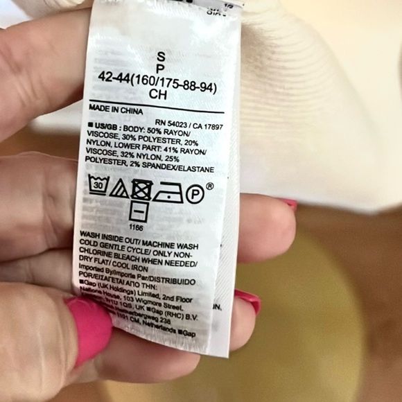 BANANA REPUBLIC, COLLETA, Off-Shoulder Cream Sweater Dress,Sophisticated, Size S - Picture 14 of 15